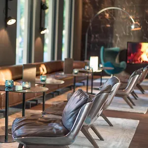 Hotel One Airport, Amburgo