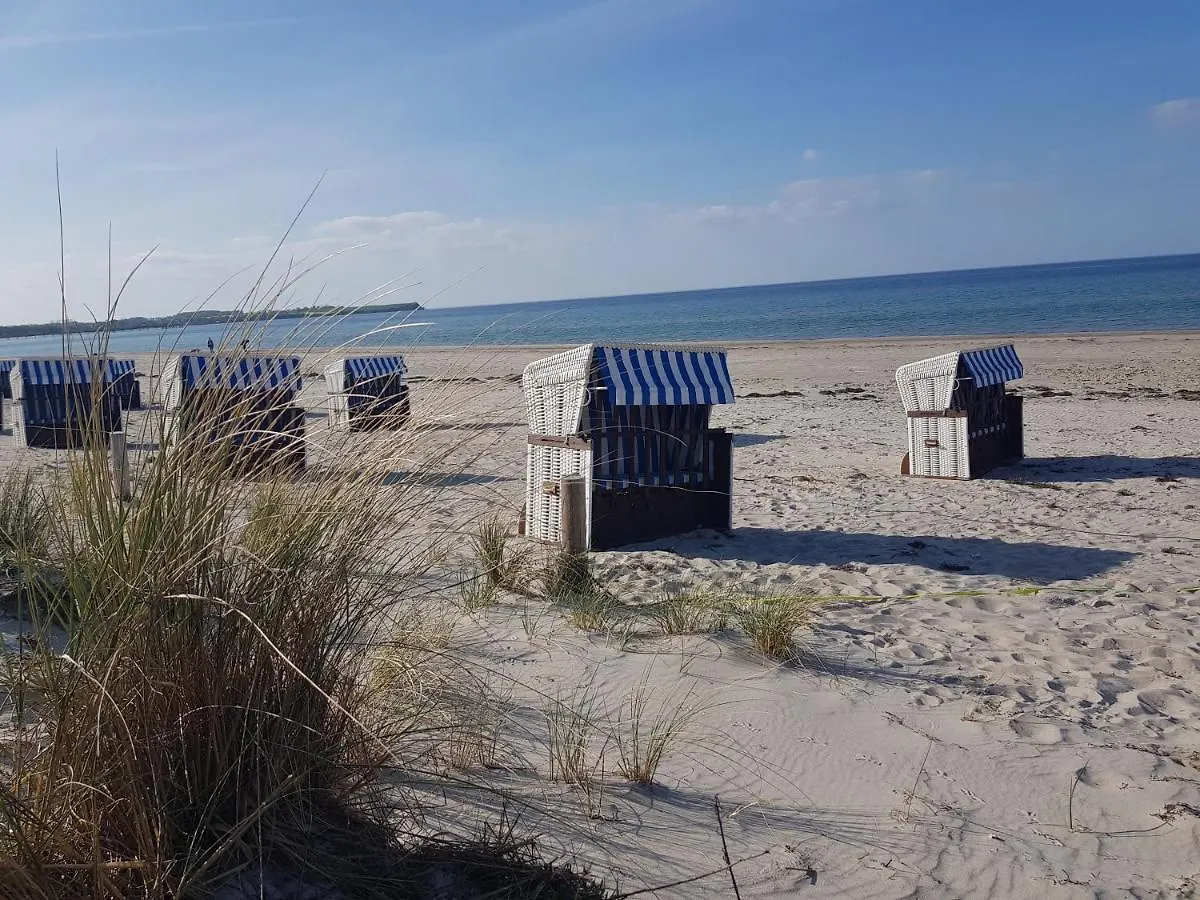 Hamburg Niendorf-Suite 0*,